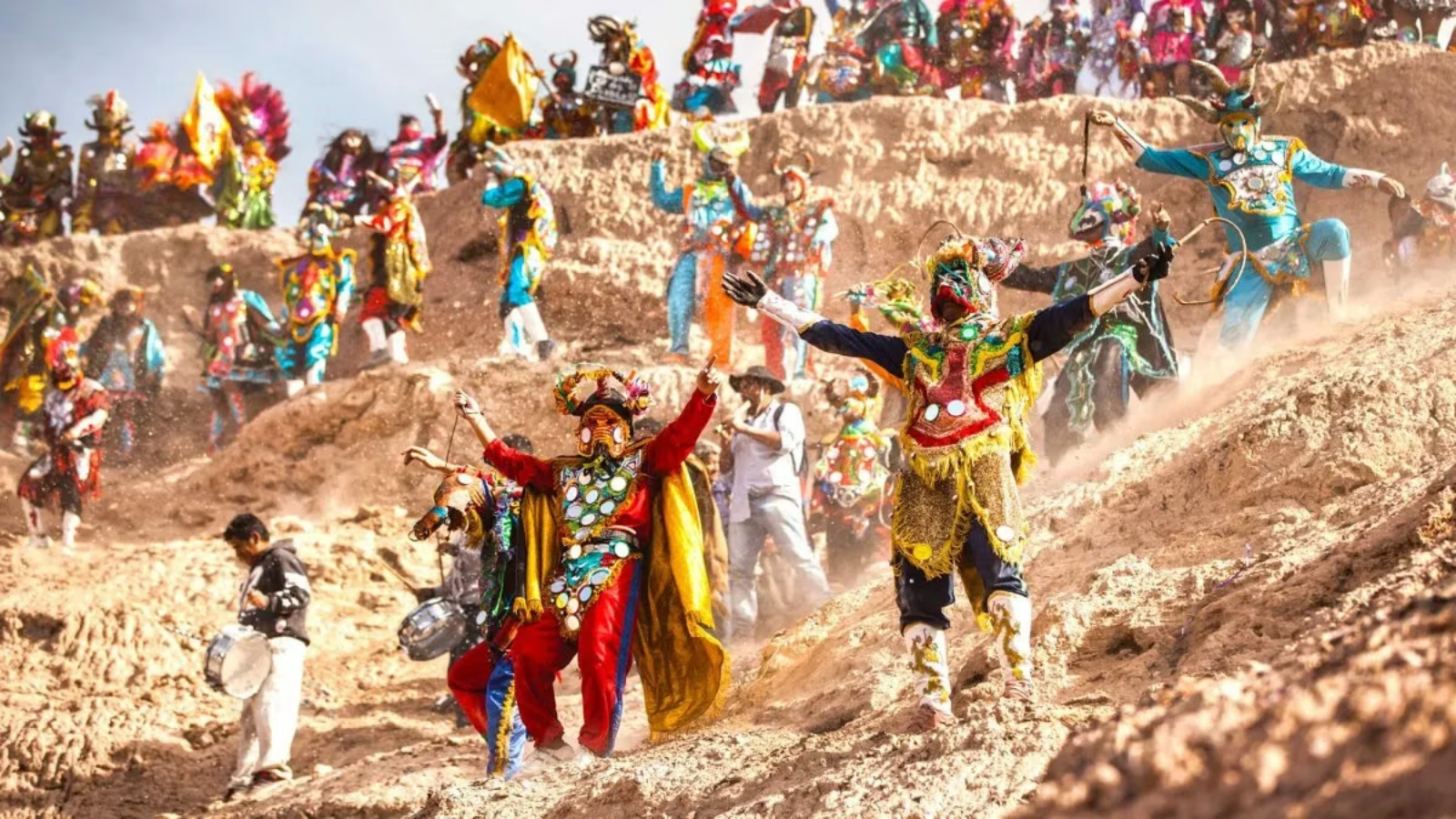 CARNAVAL EN JUJUY "DESENTIERRO DEL DIABLO EN UQUIA"